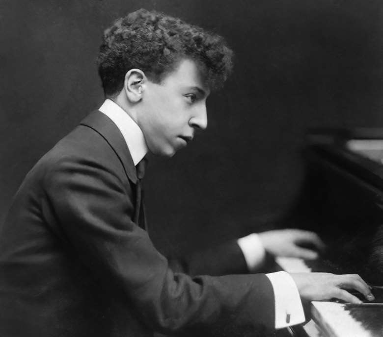 Arthur Rubinstein: the young virtuoso was the inspiration and dedicatee of Rudepoêma