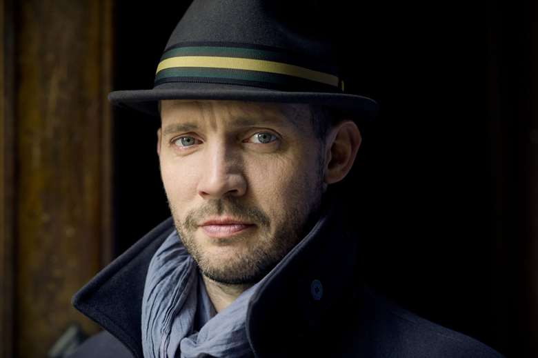 Stéphane Degout (photo: Jean Baptiste Millot)