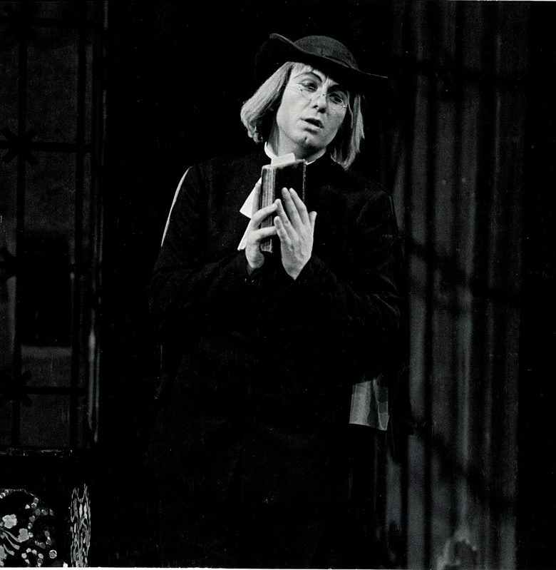 Ryland Davies as Count Almaviva in 'Il barbiere di Siviglia' (1960)
